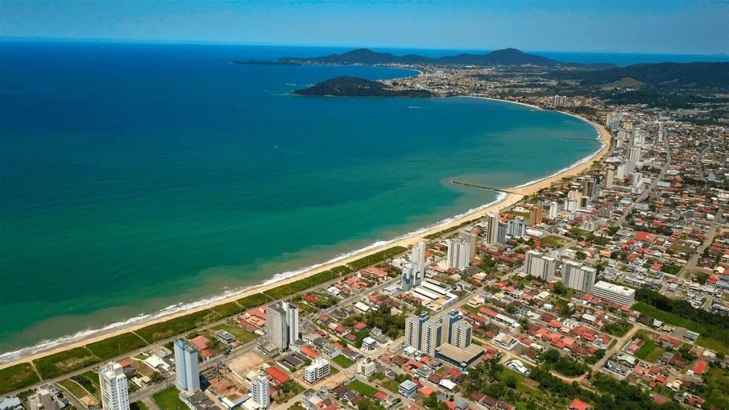 balneário Piçarras vista aerea